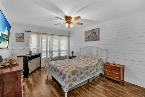 8747 Cleary Boulevard Plantation FL 33324