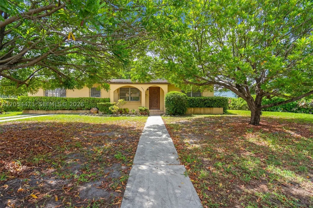 4901 SW 97th Avenue Miami FL 33165