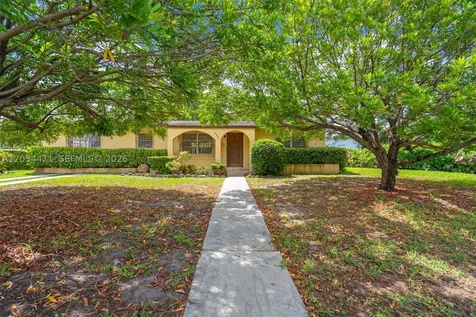 4901 SW 97th Avenue Miami FL 33165