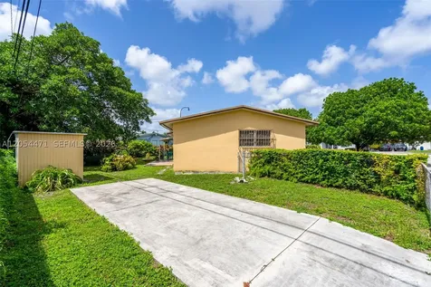 4901 SW 97th Avenue Miami FL 33165