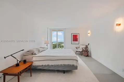 100 Bayview Drive Sunny Isles Beach FL 33160