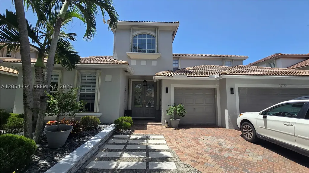 19179 S Gardenia Avenue Weston FL 33332