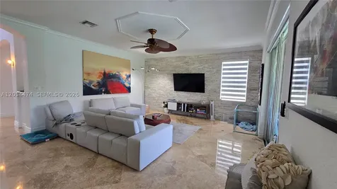 19179 S Gardenia Avenue Weston FL 33332