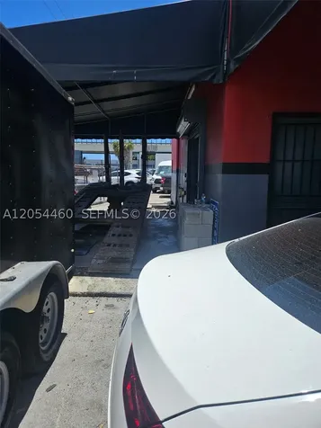 2545 NW 39th Avenue Miami FL 33142