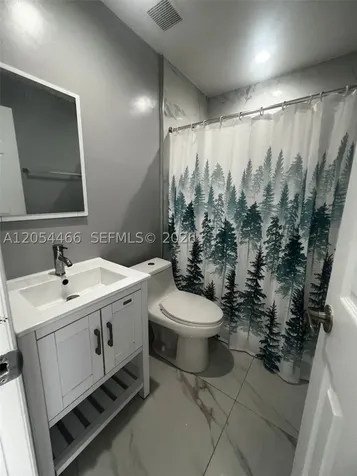 2081 NW 30th Street Miami FL 33142
