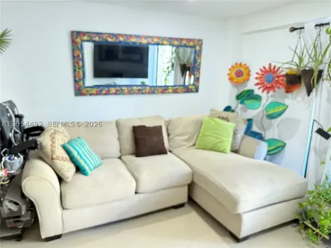 777 SW 9th Avenue Miami FL 33130