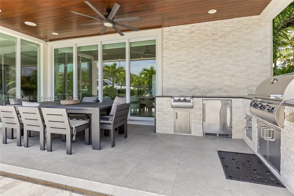 924 Evergreen Drive Delray Beach FL 33483