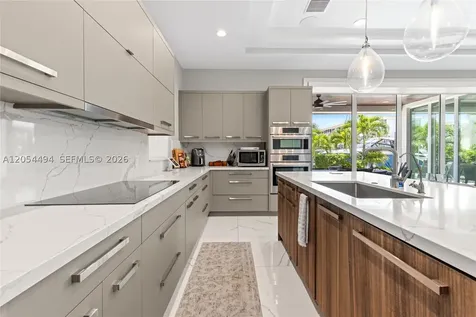 924 Evergreen Drive Delray Beach FL 33483