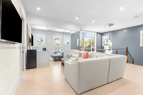 924 Evergreen Drive Delray Beach FL 33483