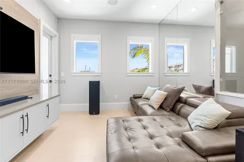 924 Evergreen Drive Delray Beach FL 33483