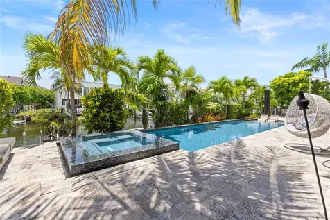 924 Evergreen Drive Delray Beach FL 33483