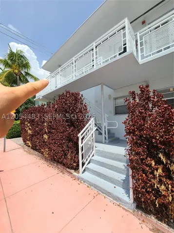 901 10th Street Miami Beach FL 33139
