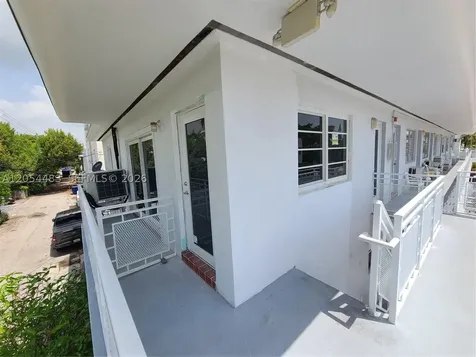 901 10th Street Miami Beach FL 33139