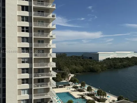 500 Bayview Drive Sunny Isles Beach FL 33160