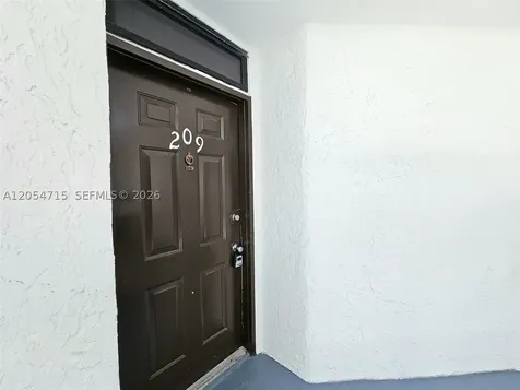 210 Lake Pointe Drive Oakland Park FL 33309