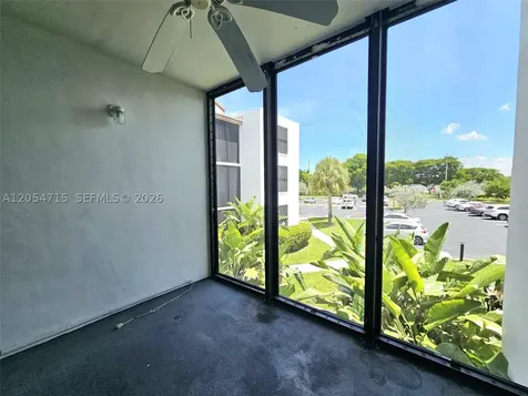 210 Lake Pointe Drive Oakland Park FL 33309