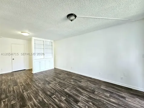 210 Lake Pointe Drive Oakland Park FL 33309