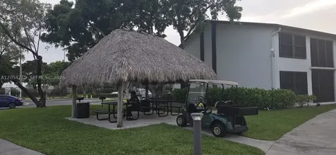 210 Lake Pointe Drive Oakland Park FL 33309