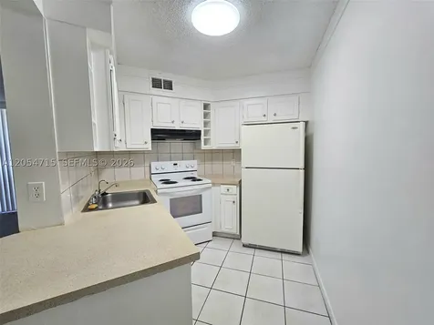 210 Lake Pointe Drive Oakland Park FL 33309