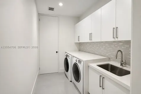 101 Sunrise Drive Key Biscayne FL 33149