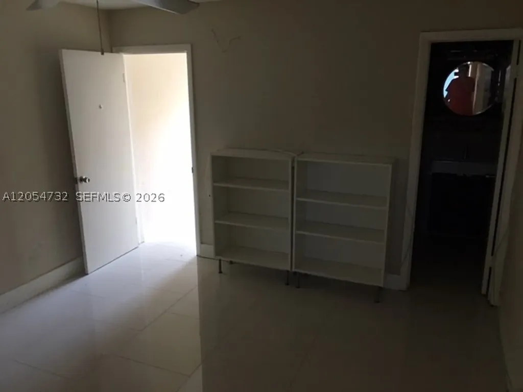 2407 SW 42nd Avenue Fort Lauderdale FL 33317