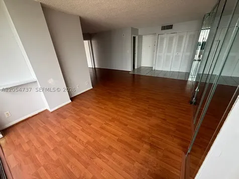 16919 N Bay Road Sunny Isles Beach FL 33160