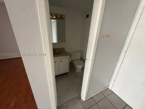 16919 N Bay Road Sunny Isles Beach FL 33160