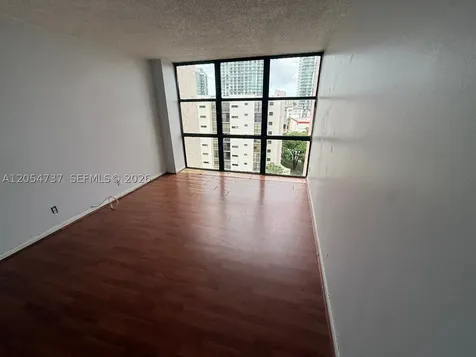 16919 N Bay Road Sunny Isles Beach FL 33160