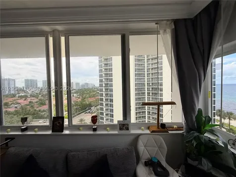 19201 Collins Avenue Sunny Isles Beach FL 33160