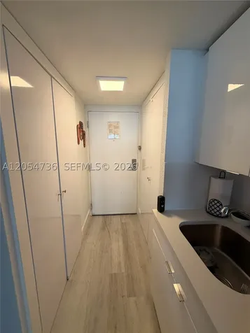 19201 Collins Avenue Sunny Isles Beach FL 33160