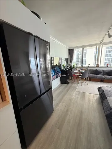 19201 Collins Avenue Sunny Isles Beach FL 33160