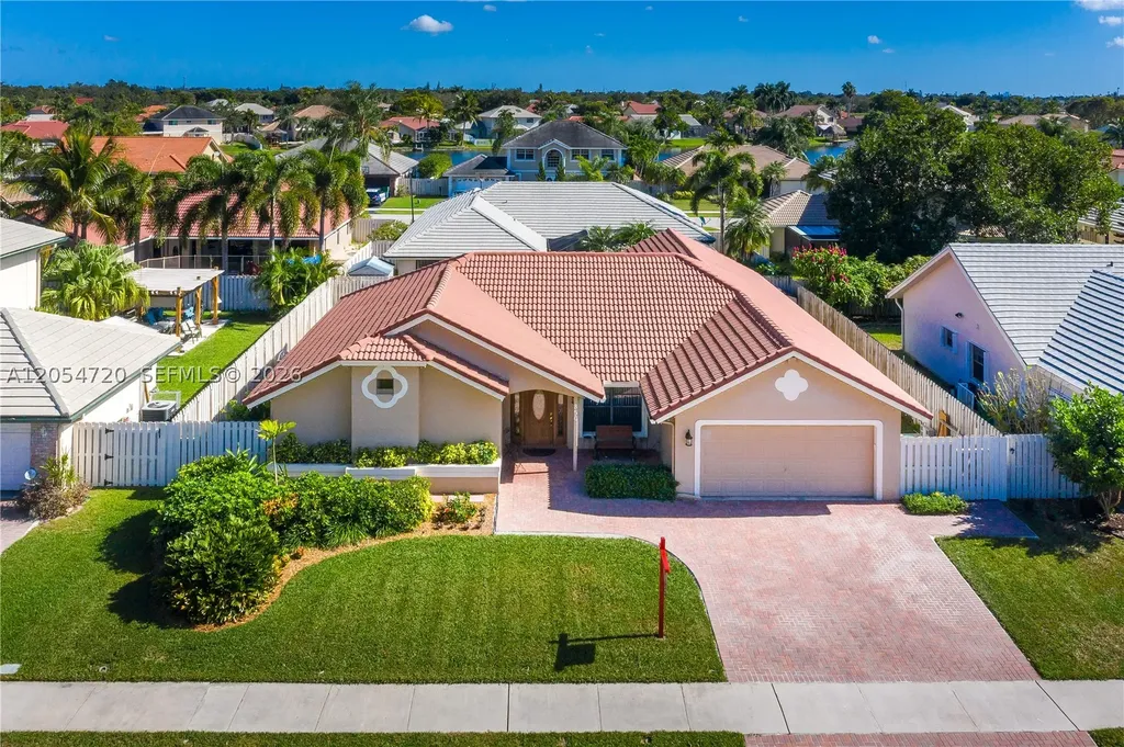 850 Amherst Avenue Davie FL 33325
