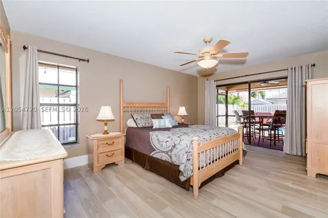 850 Amherst Avenue Davie FL 33325