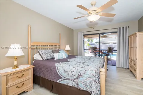 850 Amherst Avenue Davie FL 33325