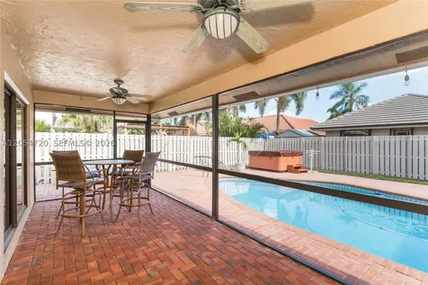 850 Amherst Avenue Davie FL 33325