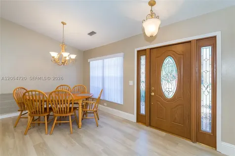 850 Amherst Avenue Davie FL 33325