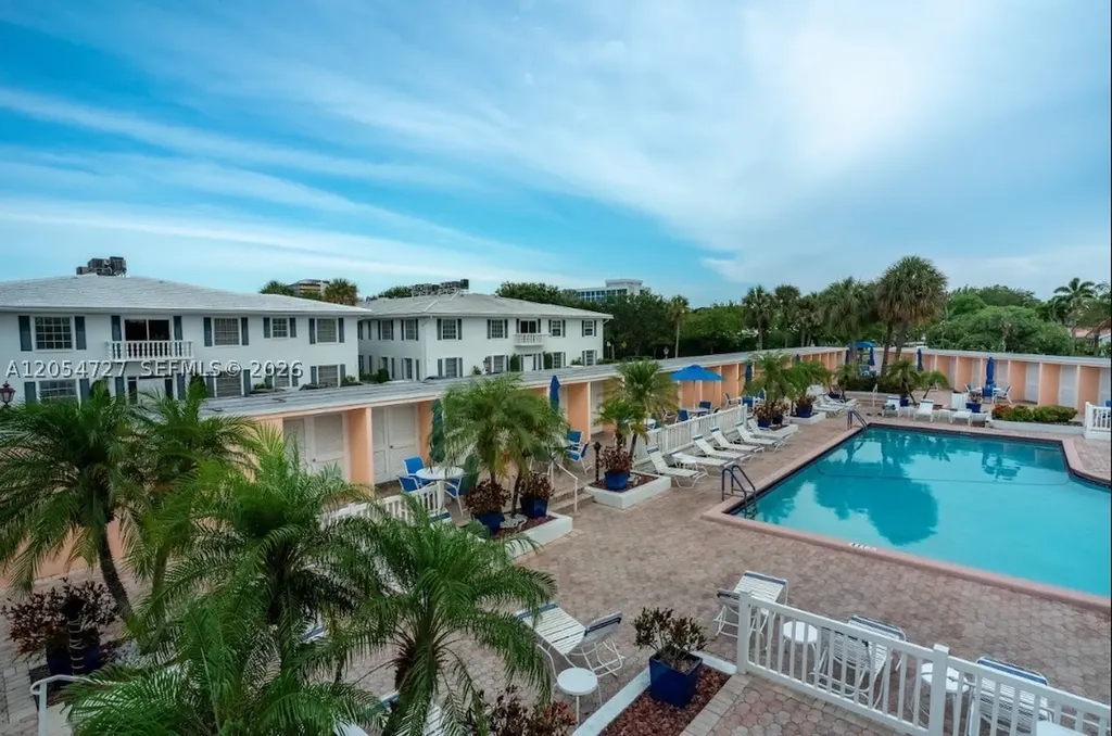 2201 NE 66th Street Fort Lauderdale FL 33308