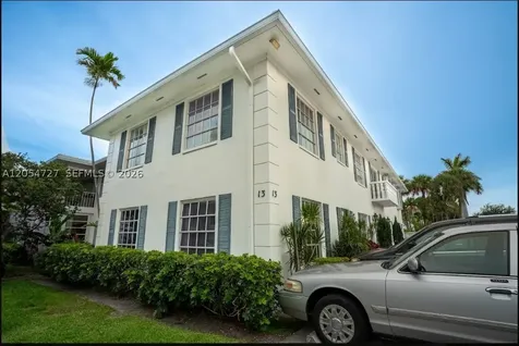 2201 NE 66th Street Fort Lauderdale FL 33308
