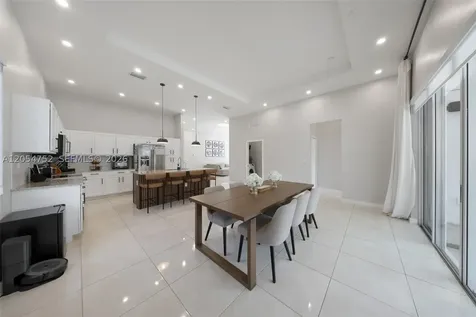 15274 SW 176th Lane Miami FL 33187