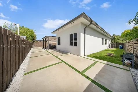 15274 SW 176th Lane Miami FL 33187
