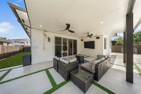 15274 SW 176th Lane Miami FL 33187
