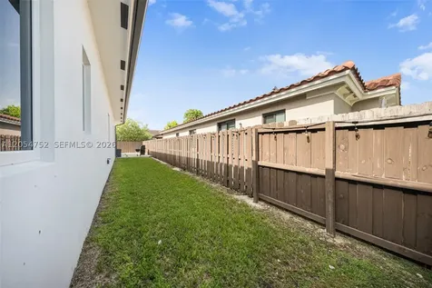 15274 SW 176th Lane Miami FL 33187