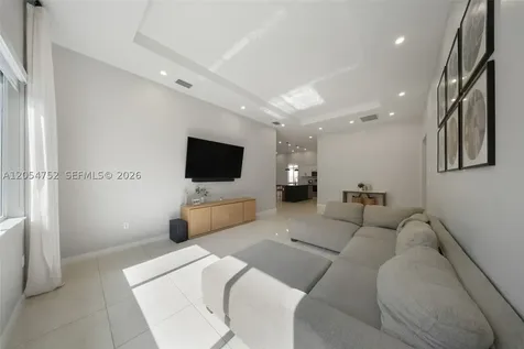 15274 SW 176th Lane Miami FL 33187