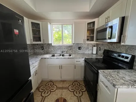 7516 NE 1st Avenue Miami FL 33138
