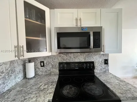 7516 NE 1st Avenue Miami FL 33138