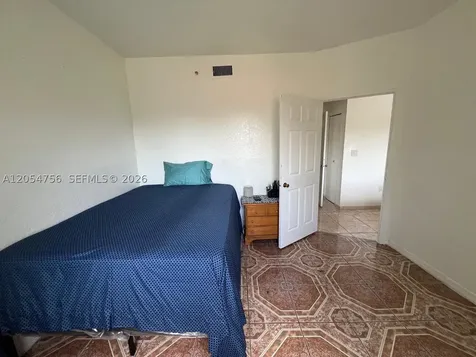 7516 NE 1st Avenue Miami FL 33138