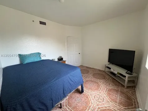 7516 NE 1st Avenue Miami FL 33138