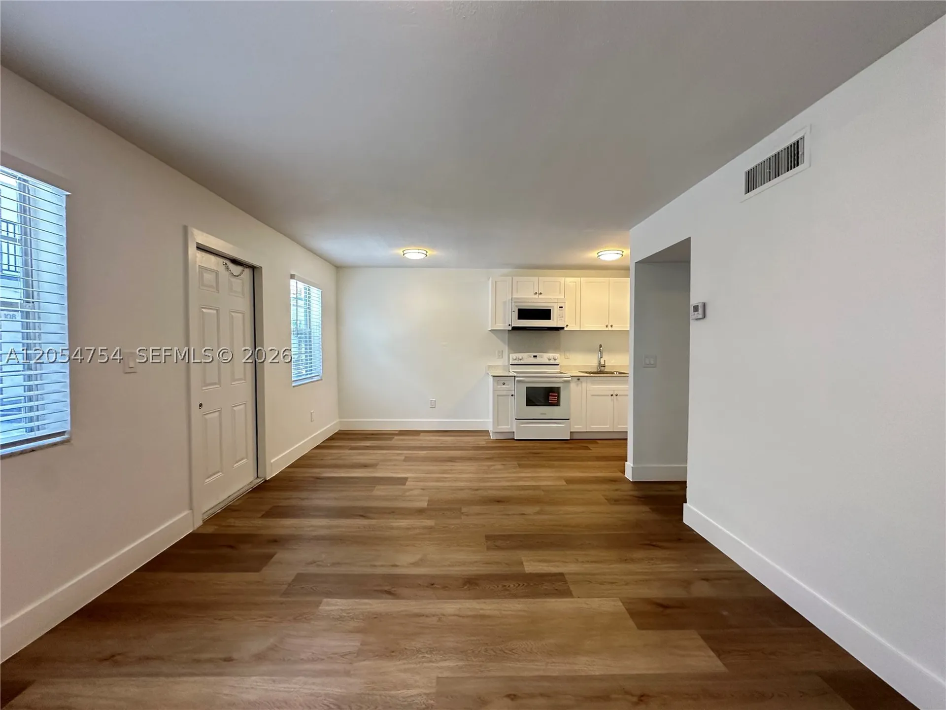 2910 Pierce Street Hollywood FL 33020