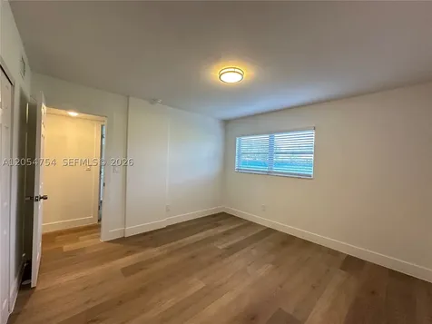 2910 Pierce Street Hollywood FL 33020
