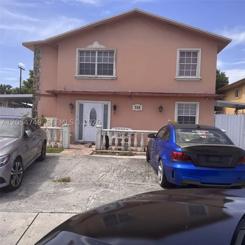 758 E 20th Street Hialeah FL 33013